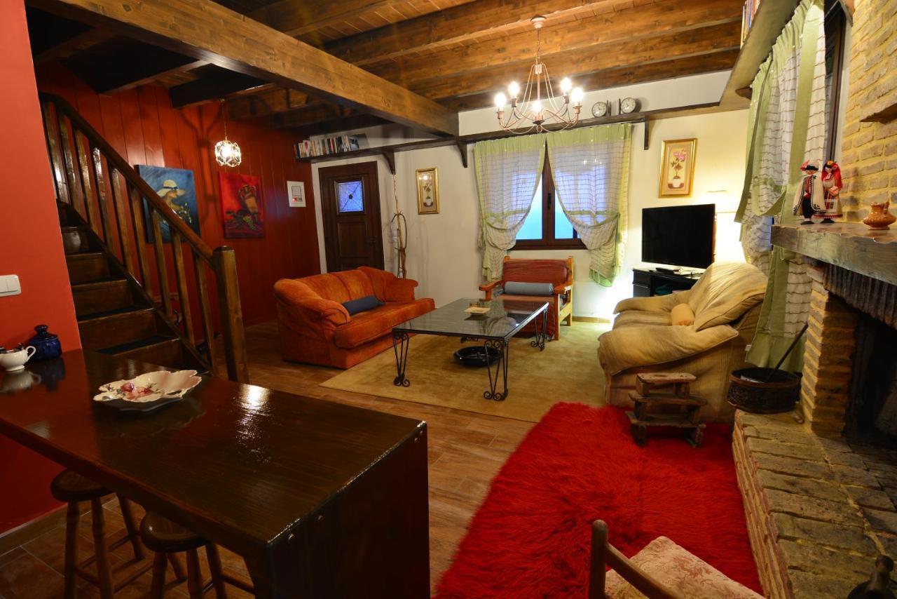 Villa Γήλοφος à Ano Trikala Extérieur photo